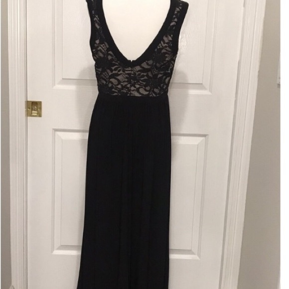 R&M Richards Black Lace Elegant Evening Formal Wedding Event Dress Size 12P - Picture 4 of 5